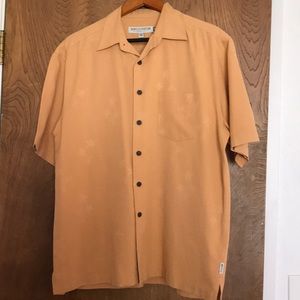 Quicksilver Hawaiian dress Shirt size Men’s Medium